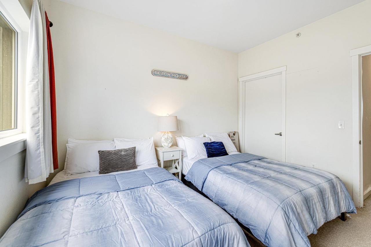 Apartamento Serenity By The Sea Rockaway Beach Exterior foto
